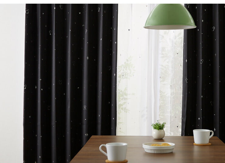 カーテン ディズニー disney 4枚セット ミッキー ミッキーマウス ミッキー柄 スター柄 遮光 ドレープ レースカーテン付き おしゃれ 幅100 洗える ウォッシャブル 新生活 一人暮らし (代引不可)