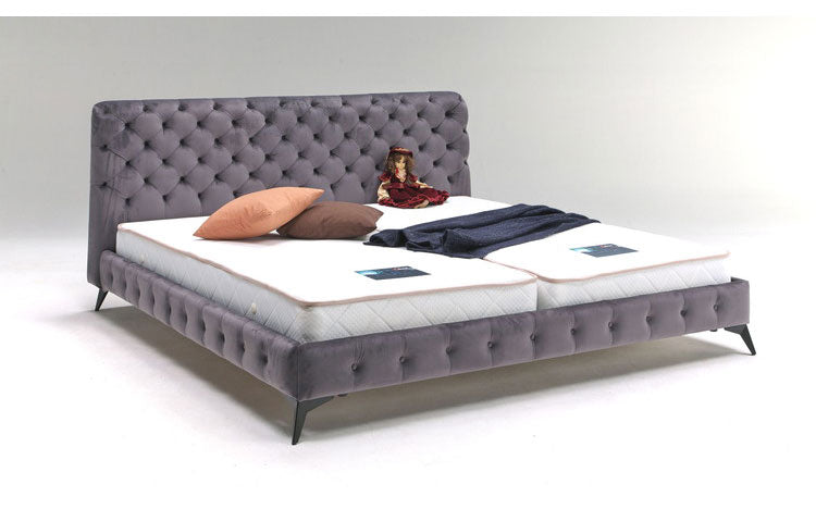 ベッドフレーム キング ベロア調ヘッドボード キングサイズ すのこベッド ベッド フロアベッド フレーム 寝具 インテリア フレーム ベロア アイアン脚 フロアタイプ チェスターフィールド調(代引不可)