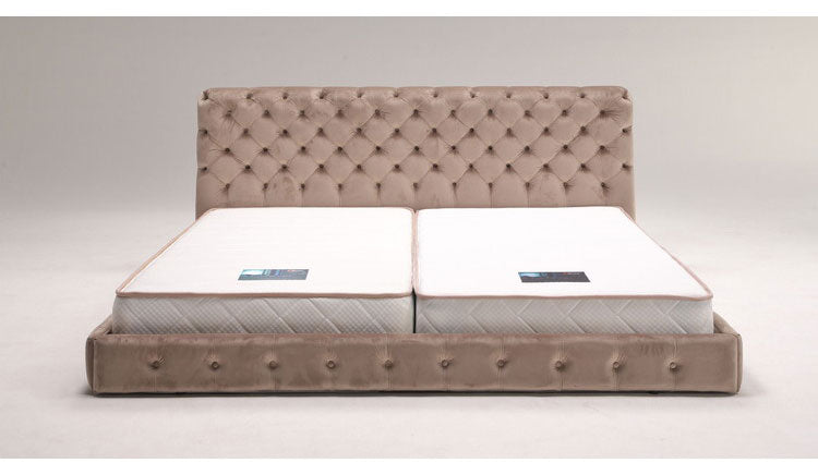 ベッドフレーム キング ベロア調ヘッドボード キングサイズ すのこベッド ベッド フロアベッド フレーム 寝具 インテリア フレーム ベロア アイアン脚 フロアタイプ チェスターフィールド調(代引不可)