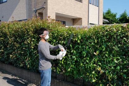 アイリスオーヤマ 草刈り機 電動 生垣バリカン ヘッジトリマー AHT450 IRIS OYAMA(代引不可)