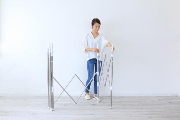 アイリスオーヤマ 伸縮スリム収納物干し 物干しスタンド SSSM-140 IRIS OYAMA(代引不可)