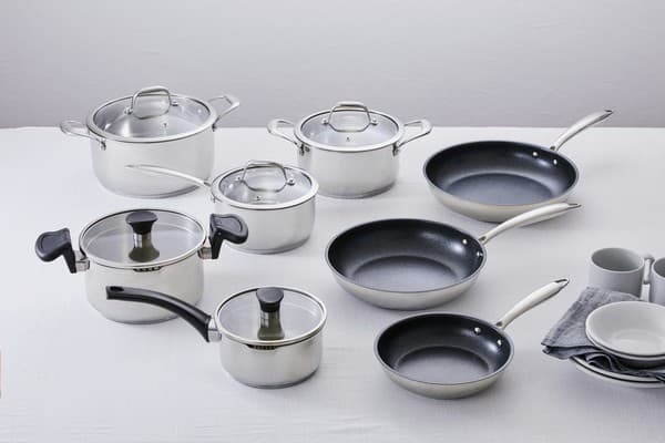 アイリスオーヤマ ステンレスシリーズ 片手鍋18cm ガラスふた付 SP-P18 IRIS OYAMA キッチン 調理用品 キッチンツール(代引不可)