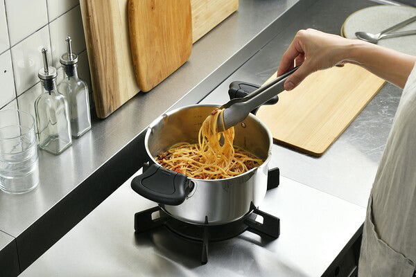 アイリスオーヤマ ステンレスシリーズ 湯切り鍋両手20cm ガラスふた付 SP-PY20 IRIS OYAMA キッチン 調理用品 キッチンツール(代引不可)