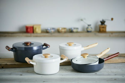 アイリスオーヤマ フライパン・鍋 6点セット 木目調ハンドル 可愛い かわいい おしゃれ ルオント フライパン・なべ 6点セット LUO-SE6W IRIS OYAMA(代引不可)