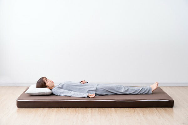 アイリスオーヤマ リバーシブルマットレス セミダブル MAKT10-SD IRIS OYAMA(代引不可)