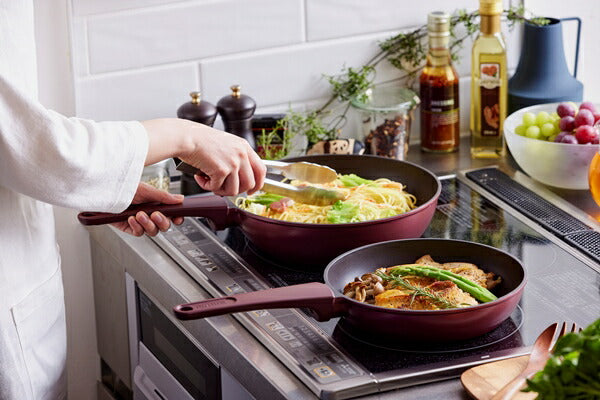 アイリスオーヤマ 取っ手一体型フライパン26cm IH 取っ手付き フライパン DCF-I26 IRIS OYAMA キッチン 調理用品 キッチンツール(代引不可)