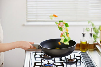 アイリスオーヤマ 取っ手一体型炒め鍋26cm ガス 取っ手付き フライパン DCP-G26 IRIS OYAMA キッチン 調理用品 キッチンツール(代引不可)