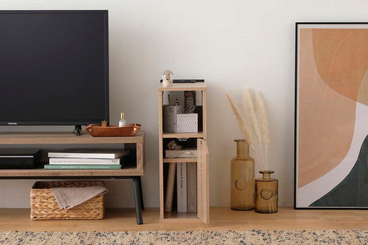 アイリスオーヤマ ナイトテーブル 扉付き 幅18 サイドテーブル コンセント ナイトテーブル ベッドサイド スマホスタンド付き 扉 収納付き 隙間収納 すき間収納 ライトナチュラル NTB-180T IRIS OYAMA(代引不可)