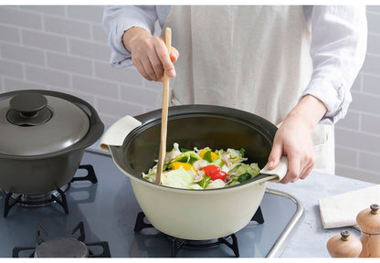 アイリスオーヤマ 無加水鍋 24cm MKS-24 ディープアイボリー セラミック鍋 くすみカラー 可愛い かわいい おしゃれ IRIS OHYAMA(代引不可)