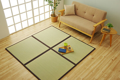 純国産 い草 日本製 4P 約82×82×1.7cm 置き畳 ユニット畳 簡単 和室 ブラウン 軽量 ジョイント付き 国産 いぐさ い草 上敷き ジョイントマット プレイマット 長方形 正方形 畳マット 畳(代引不可)