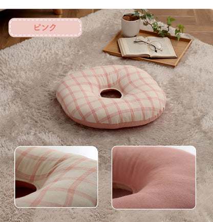 オーガニックコットン シートクッション 円形 円座 穴あき 洗える 日本製 綿100% チェック 約35cm丸 おしゃれ かわいい マタニティ 妊婦 ママ ギフト プレゼント エミリー(代引不可)