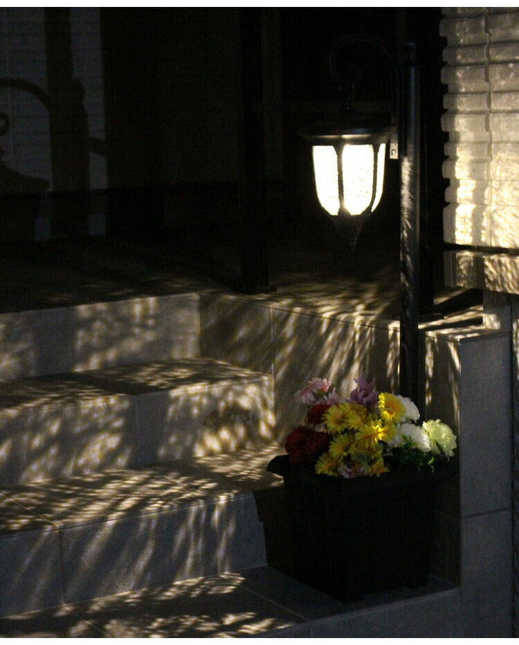 プランター付き 吊り下げ型 ソーラーライト 1灯 プランター付きソーラーライト プランター付き 屋外 外灯 街灯 フラワーポット オレンジライト 玄関 植木鉢 プランター(代引不可)