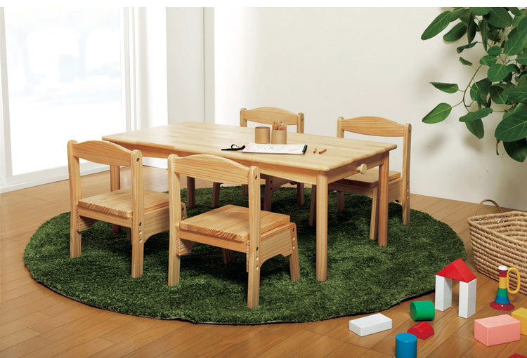 ファミリアキッズチェア 木製 子供用 ローチェア ミニ イス 椅子 いす チャイルドチェア シンプル かわいい ナチュラル コンパクト 北欧風 こども 子ども キッズ 幼稚園(代引不可)