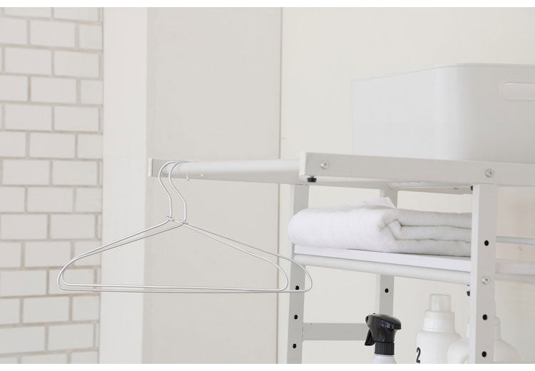 洗濯機ラック ランドリーラック 洗濯機上収納 洗面所収納 ランドリー収納 立て掛け スチール製 収納ラック ハンガーフレーム付 フレーム調整 調節可 省スペース 簡単設置 ホワイト(代引不可)