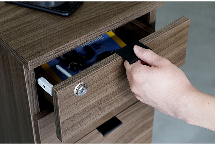 デスクワゴン 引き出し キャスター付き 鍵付き 木目調 ファイル収納 A4サイズ 収納ワゴン 省スペース コンパクト インワゴン リモートワーク 在宅 収納家具 3段 テレワーク 会社 オフィス 幅31cm(代引不可)