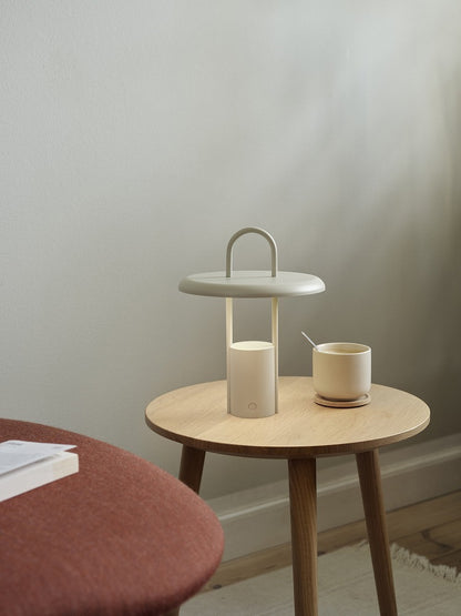 STELTON ステルトン ピアー ポータブル ランプ Pier Portable Lamp 【正規販売店】 テーブルランプ おしゃれ コードレス 持ち運び 充電式 バッテリー内臓 LEDランタン ライト 照明 ランプ 卓上ライト(代引不可)