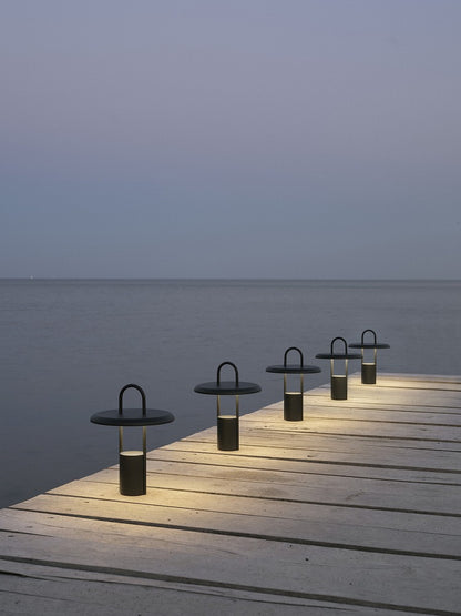 STELTON ステルトン ピアー ポータブル ランプ Pier Portable Lamp 【正規販売店】 テーブルランプ おしゃれ コードレス 持ち運び 充電式 バッテリー内臓 LEDランタン ライト 照明 ランプ 卓上ライト(代引不可)