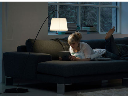 【当店在庫有】スノードロップ プラスチックシェード 日本正規品 LE KLINT レ・クリント SNOWDROP フロアランプ KF320M レクリント フロアライト スタンドライト 間接照明 北欧 デンマーク製 北欧照明 おしゃれ 照明 シンプル(代引不可)