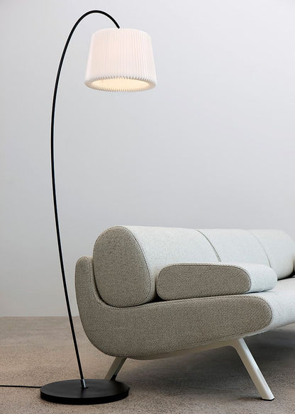 【当店在庫有】スノードロップ プラスチックシェード 日本正規品 LE KLINT レ・クリント SNOWDROP フロアランプ KF320M レクリント フロアライト スタンドライト 間接照明 北欧 デンマーク製 北欧照明 おしゃれ 照明 シンプル(代引不可)