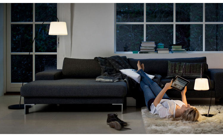 【当店在庫有】スノードロップ プラスチックシェード 日本正規品 LE KLINT レ・クリント SNOWDROP フロアランプ KF320M レクリント フロアライト スタンドライト 間接照明 北欧 デンマーク製 北欧照明 おしゃれ 照明 シンプル(代引不可)