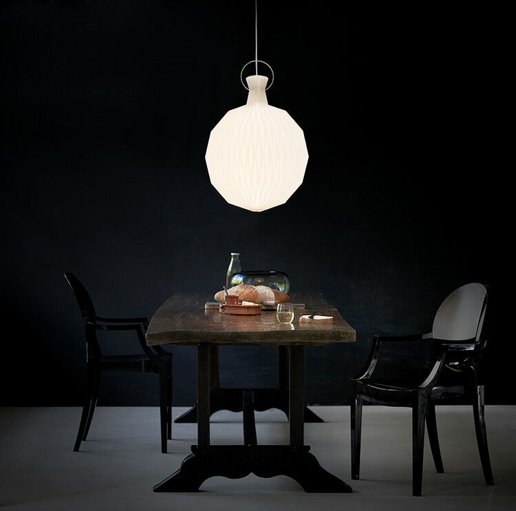 日本正規品 LE KLINT レ・クリント LANTERN ランタン ペンダント モデル101S KP101A レクリント ペンダントライト 天井照明 北欧 デンマーク製 北欧照明 おしゃれ(代引不可)