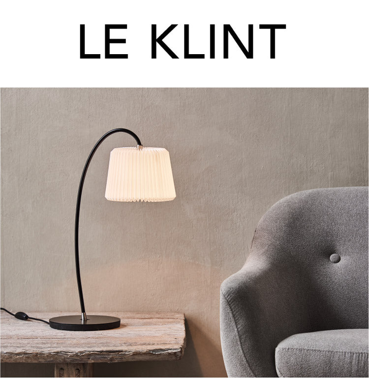 デンマークからお取り寄せ 日本正規品 LE KLINT レ・クリント SNOWDROP スノードロップ テーブルランプ KT320BBK テーブルランプ テーブルライト 照明 北欧 デンマーク製 北欧照明 おしゃれ(代引不可)