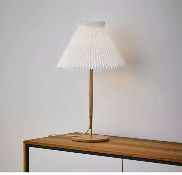 デンマークからお取り寄せ 日本正規品 LE KLINT レ・クリント テーブルランプ KF328TLO KT328TSO テーブルランプ テーブルライト 照明 北欧 デンマーク製 北欧照明 おしゃれ(代引不可)