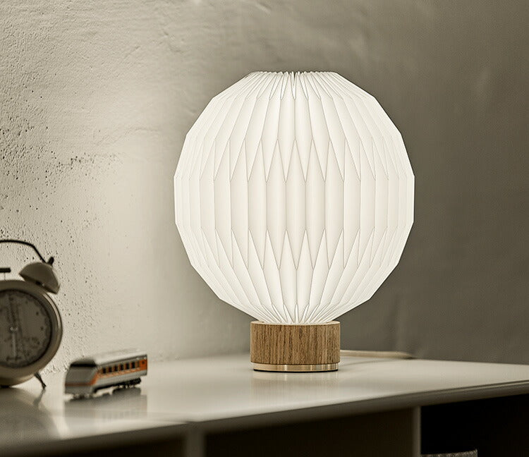 日本正規品  LE KLINT レ・クリント クラシック テーブルランプ モデル375 M KT375MLO ペーパー KT375MLOPA レクリント デスクライト デスクランプ 北欧 デンマーク製 北欧照明 おしゃれ(代引不可)