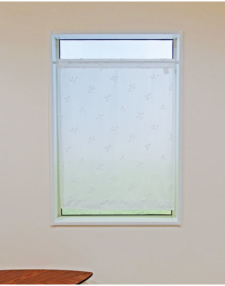 日本製 小窓レースカーテン 約巾70cm×丈90cm 小窓 出窓 カフェカーテン 遮熱 断熱 UVカット 目隠し 北欧調 リーフ柄 人気 エコリエ(R) 小窓用ミラーレースカーテン 共生地リボン付き キッチン トイレ(代引不可)