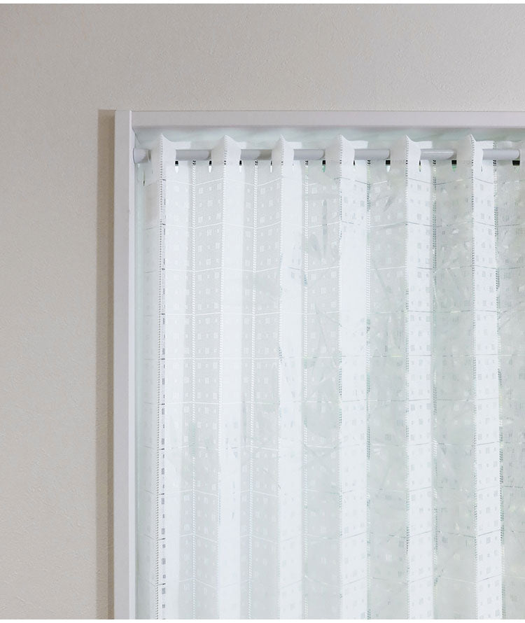 日本製 巾100cm×丈115cm ホワイト パタパタ アコーディオンカフェカーテン ドット柄 ハサミでカット 程よい透け感 取り付け簡単(代引不可)