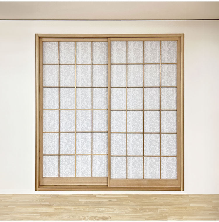 日本製 障子に貼るレース 森林柄 幅100cm×丈200cm 2枚組 UVカット 破れにくい 簡単に貼れる 断熱・保温効果 花粉キャッチ 外から見られにくい 両面テープ2個付き(代引不可)