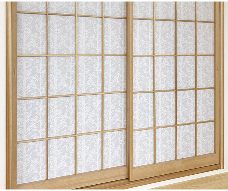 日本製 障子に貼るレース 森林柄 幅100cm×丈200cm 2枚組 UVカット 破れにくい 簡単に貼れる 断熱・保温効果 花粉キャッチ 外から見られにくい 両面テープ2個付き(代引不可)