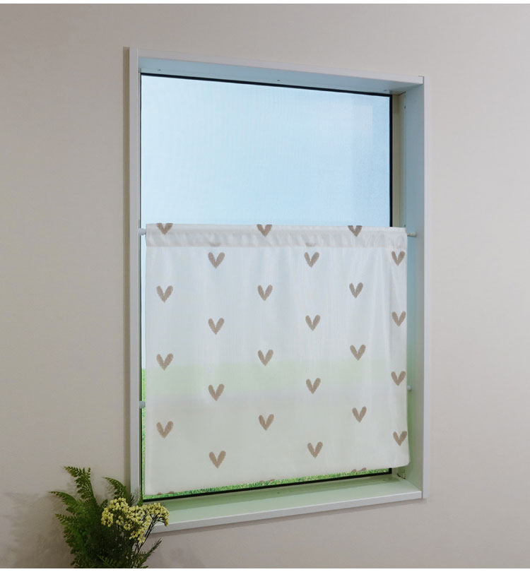 日本製 小窓レースカーテン 約巾70cm×丈120cm 小窓 出窓 カフェカーテン 遮熱 断熱 UVカット 目隠し 北欧調 ハート柄 人気 エコリエ(R) 小窓用ミラーレースカーテン 共生地リボン付き キッチン(代引不可)