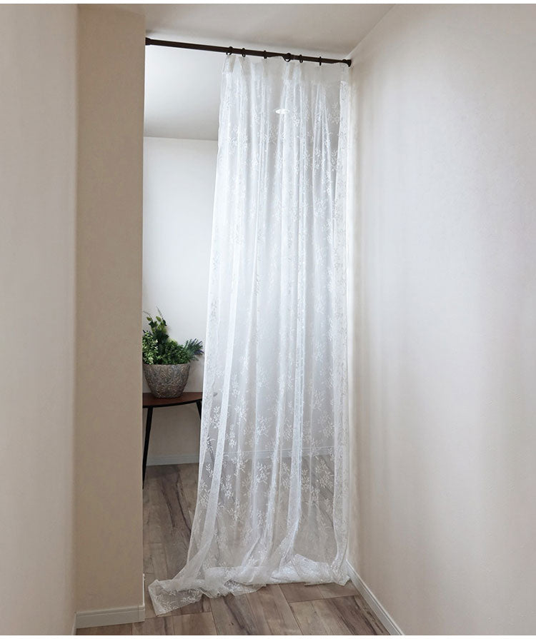 日本製 フリーカットレースカーテン 巾100cm×丈250cm ボタニカル柄 小花 リーフ 2枚組 自由に長さ変更 ハサミでカット 丈調整可能 調整可能なフック付き 取り付け簡単 程よい透け感(代引不可)