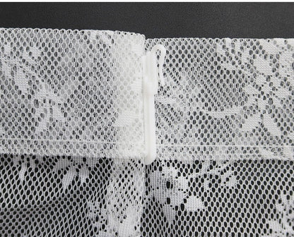 日本製 フリーカットレースカーテン 巾100cm×丈250cm ボタニカル柄 小花 リーフ 2枚組 自由に長さ変更 ハサミでカット 丈調整可能 調整可能なフック付き 取り付け簡単 程よい透け感(代引不可)