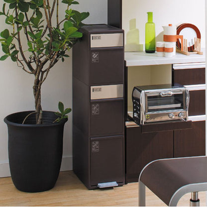 ゴミ箱 分別 3段 キッチン 約55L LIKE-IT シンプル キャスター付き ペダル式 ごみ箱 分別用 縦型 大容量 プラスチック製 ダストボックス 中身 見えない 扉付き ふた付き 縦長 薄型(代引不可)