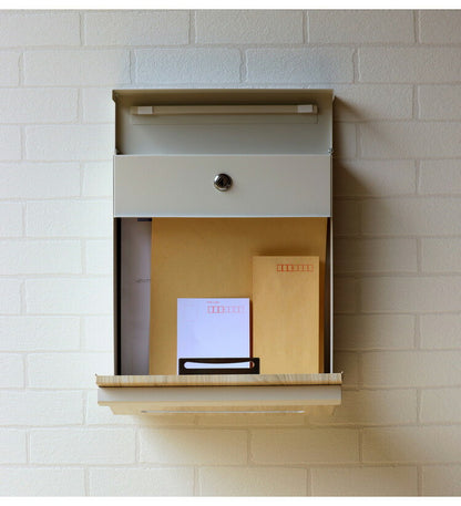 壁掛けポスト 鍵付き 郵便ポスト 確認窓付き 木目 A4サイズ 錆びにくい レターパック 大きめ投函口 大容量 フロントオープン式 ガルバナイズド加工 郵便受け 北欧 シンプル おしゃれ(代引不可)