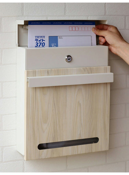 壁掛けポスト 鍵付き 郵便ポスト 確認窓付き 木目 A4サイズ 錆びにくい レターパック 大きめ投函口 大容量 フロントオープン式 ガルバナイズド加工 郵便受け 北欧 シンプル おしゃれ(代引不可)