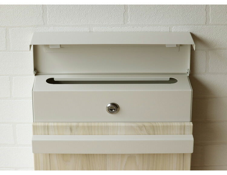 壁掛けポスト 鍵付き 郵便ポスト 確認窓付き 木目 A4サイズ 錆びにくい レターパック 大きめ投函口 大容量 フロントオープン式 ガルバナイズド加工 郵便受け 北欧 シンプル おしゃれ(代引不可)