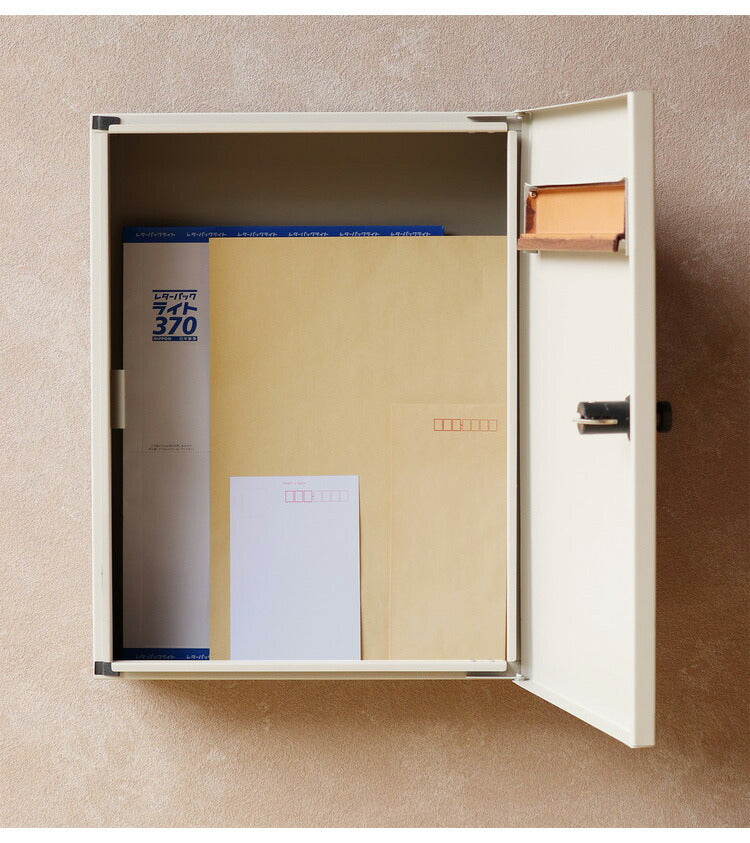 壁掛けポスト 鍵付き ダイヤルロック 錆びにくい ガルバナイズド加工 郵便ポスト 郵便受け おしゃれ 北欧風 木目 西海岸風 ヴィンテージ風 北欧 おしゃれ 人気 韓国インテリア(代引不可)