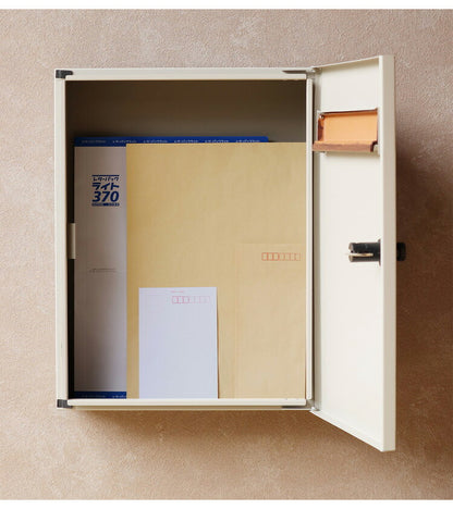 壁掛けポスト 鍵付き ダイヤルロック 錆びにくい ガルバナイズド加工 郵便ポスト 郵便受け おしゃれ 北欧風 木目 西海岸風 ヴィンテージ風 北欧 おしゃれ 人気 韓国インテリア(代引不可)