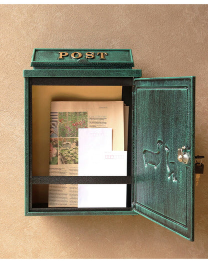 壁掛けポスト 鋳物製 鹿 郵便ポスト アンティーク風 鋳物 A4サイズ レターパック 大きめ 大容量 横開き扉 鋳造加工 ブロンズ グリーン ブラウン 郵便受け ヴィンテージ シンプル レトロ おしゃれ(代引不可)