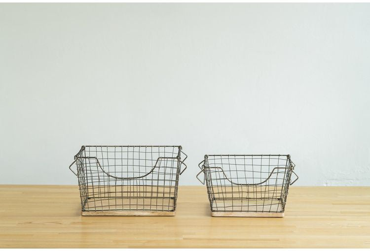 アンティーク調 ワイヤーバスケット Lサイズ シンプル スチール おしゃれ 北欧 かわいい 底板 天然木使用 一人暮らし 雑貨 雑貨入れ 収納(代引不可)