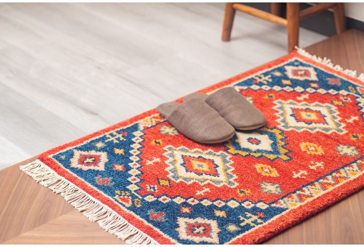 60×90トライバルマットCRIMSON インテリア ラグ カーペット ラグマット ラグカーペット リビング 絨毯 玄関マット 玄関 ミニマット(代引不可)