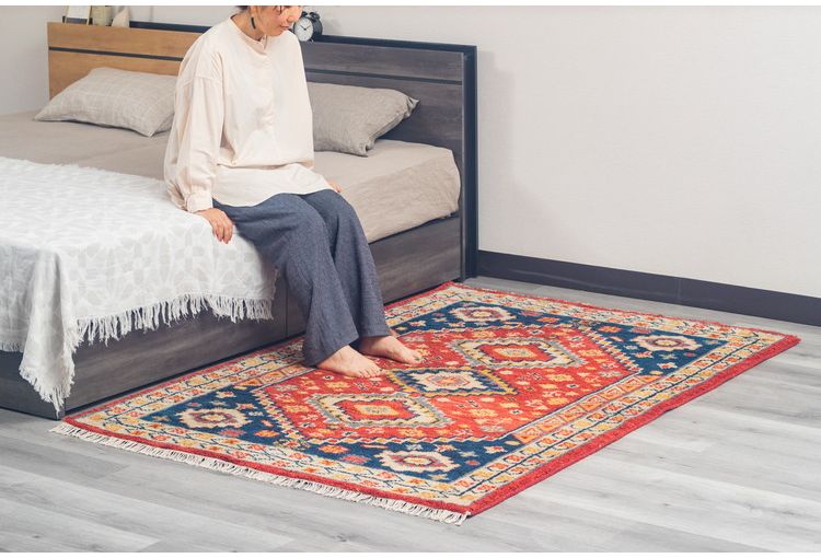 ラグ 130×190cm トライバル 部族絨毯風 ウール コットン 天然素材 オールシーズン シンプル おしゃれ 北欧 絨毯 カーペット マット リビングマット 新生活 一人暮らし(代引不可)