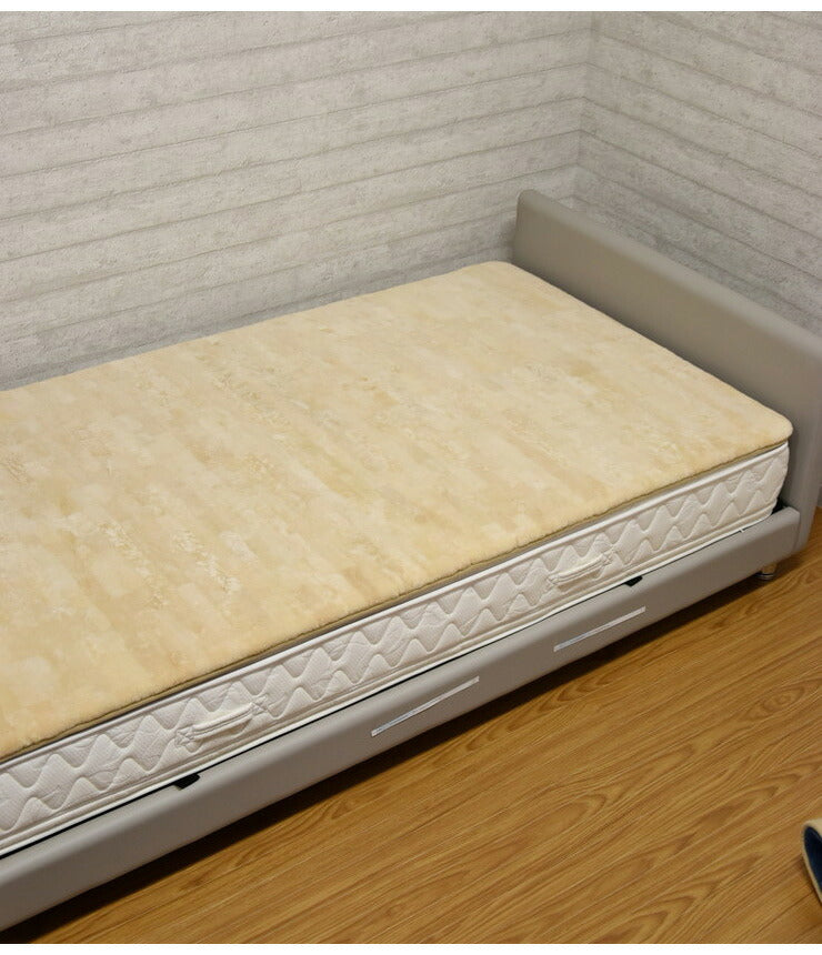 丸八真綿 敷きパッド ファーパッド オーストラリア産 原皮使用 100×200cm ムートン シングル 毛皮 ラムファー ファートン ベッドパット 天然 羊毛 体圧分散 おしゃれ かわいい あったか 北欧風 冬 保温 吸湿 撥水 シック(代引不可)