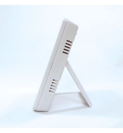 【お部屋の環境をマークでおしらせ】ノア MAG マグ デジタル温度湿度計 電池付属 TH-105 WH 置き時計 掛け時計 温湿度計 デジタル 環境目安表示 快適 インフルエンザ 熱中症 乾燥 見やすい 文字サイズ(代引不可)【メール便】