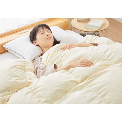 羽毛布団 ニューゴールドラベル 柄お任せ 85% 充填量0.8kg 日本製 ホワイトダックダウン シングルロング 150×210cm ダウンパワー300dp 国産 羽毛ふとん 掛け布団 羽毛 洗える 保温性 高級感 高品質