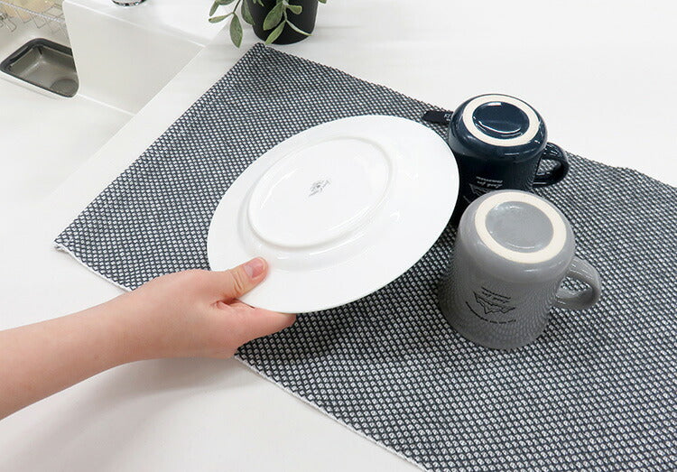 水切りマット 吸水マット ふきん 布巾 カウンタークロス キッチンタオル 台拭き 食器拭き キッチンクロス 衛生的 吸水 不織布ふきん 台ふきん 机 食器 掃除 キッチンリセット 東和産業