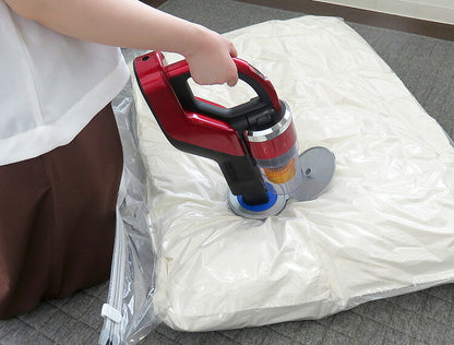 スティック掃除機対応 衣類圧縮袋 圧縮袋 衣類 衣類圧縮袋 100×80×マチ32cm 衣類圧縮 衣類用 衣類収納 クローゼット収納 セーター ニット 洋服 衣類保管 湿気対策 服 バルブ付 東和産業